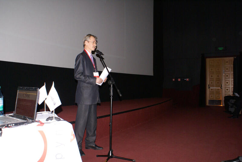 Руководитель CSoft Новосибирск Михаил Литвинов открыл конференцию краткой информацией о компании, ее деятельности и достижениях